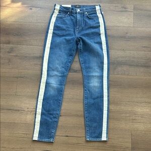 7 for all Mankind Blue and White Women's Jeans ! Size 26